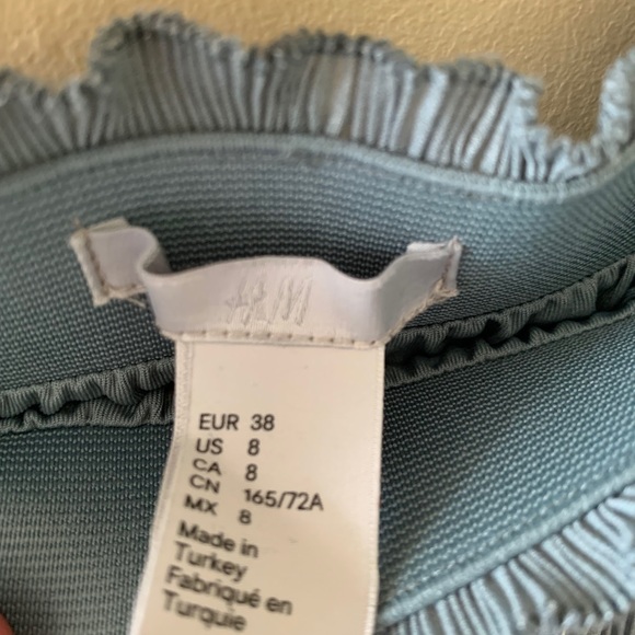 H&M skirt - Picture 2 of 2